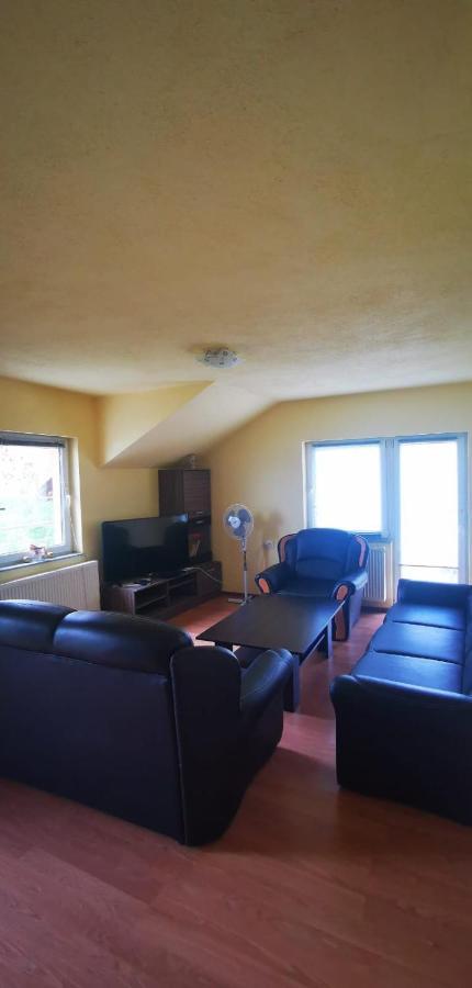 Apartmani Scit Prozor Buitenkant foto